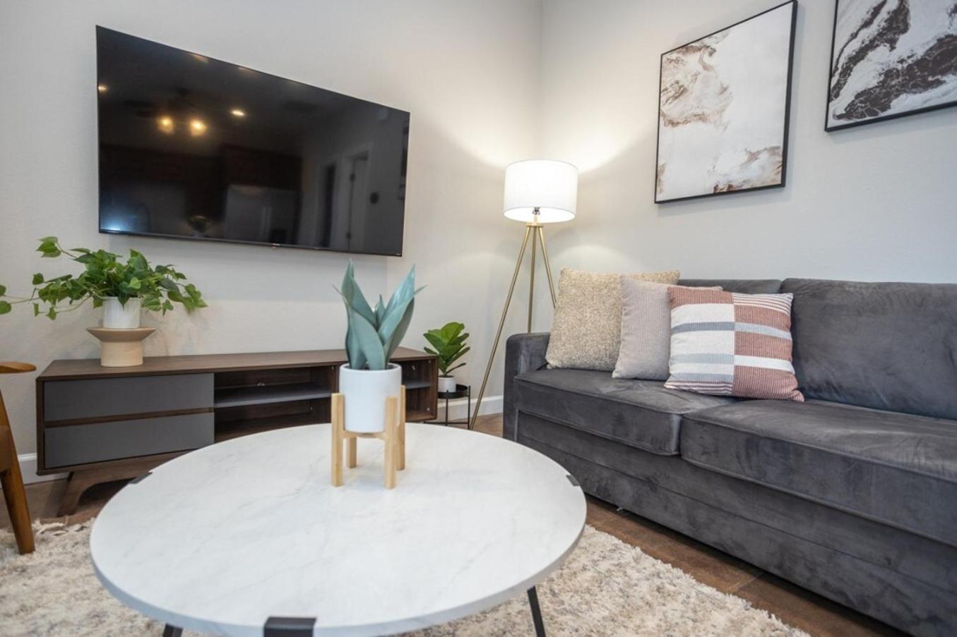Tiny Home With Hot Tub Near Ft Leonard Wood! Waynesville 외부 사진