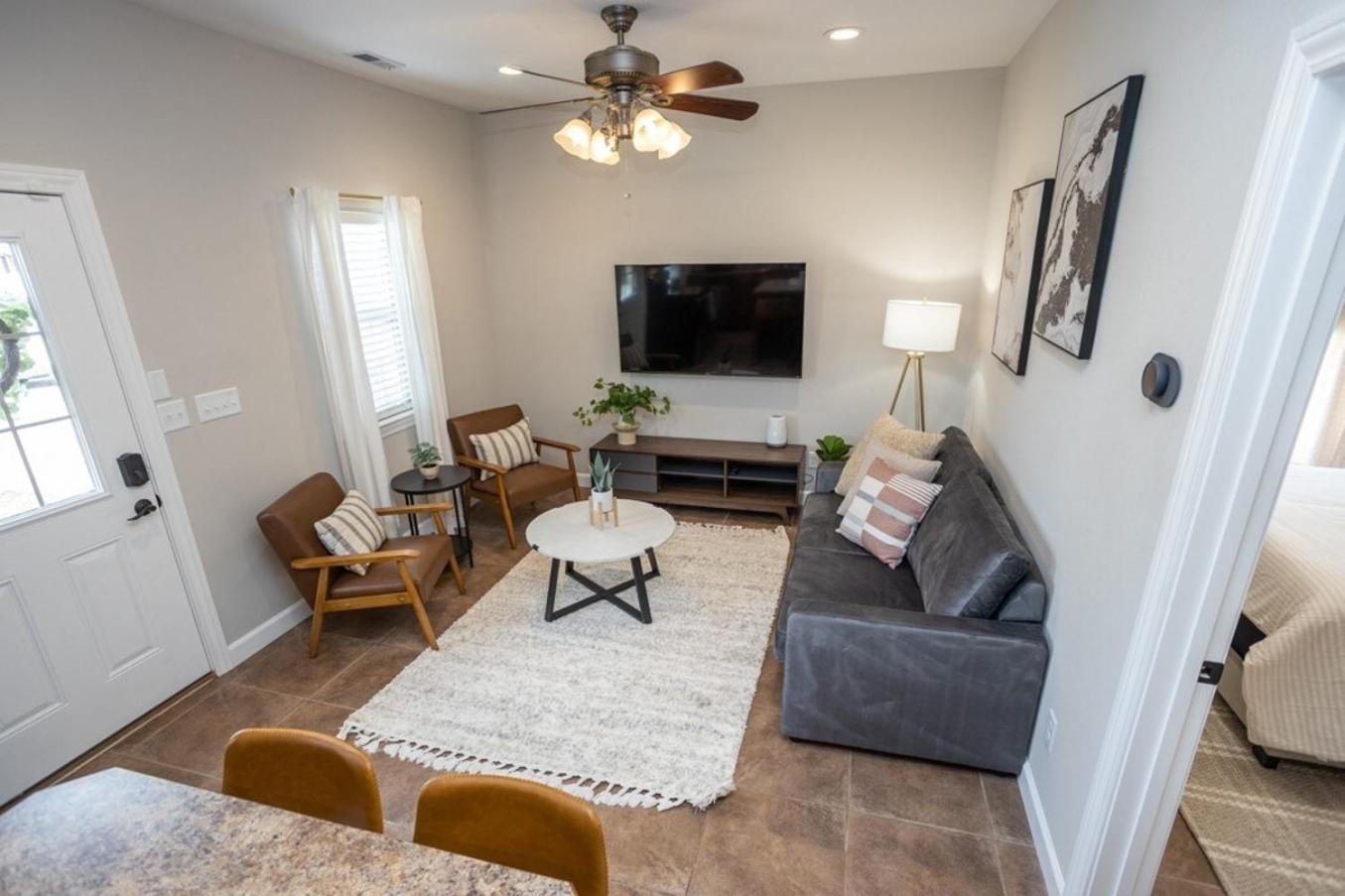 Tiny Home With Hot Tub Near Ft Leonard Wood! Waynesville 외부 사진