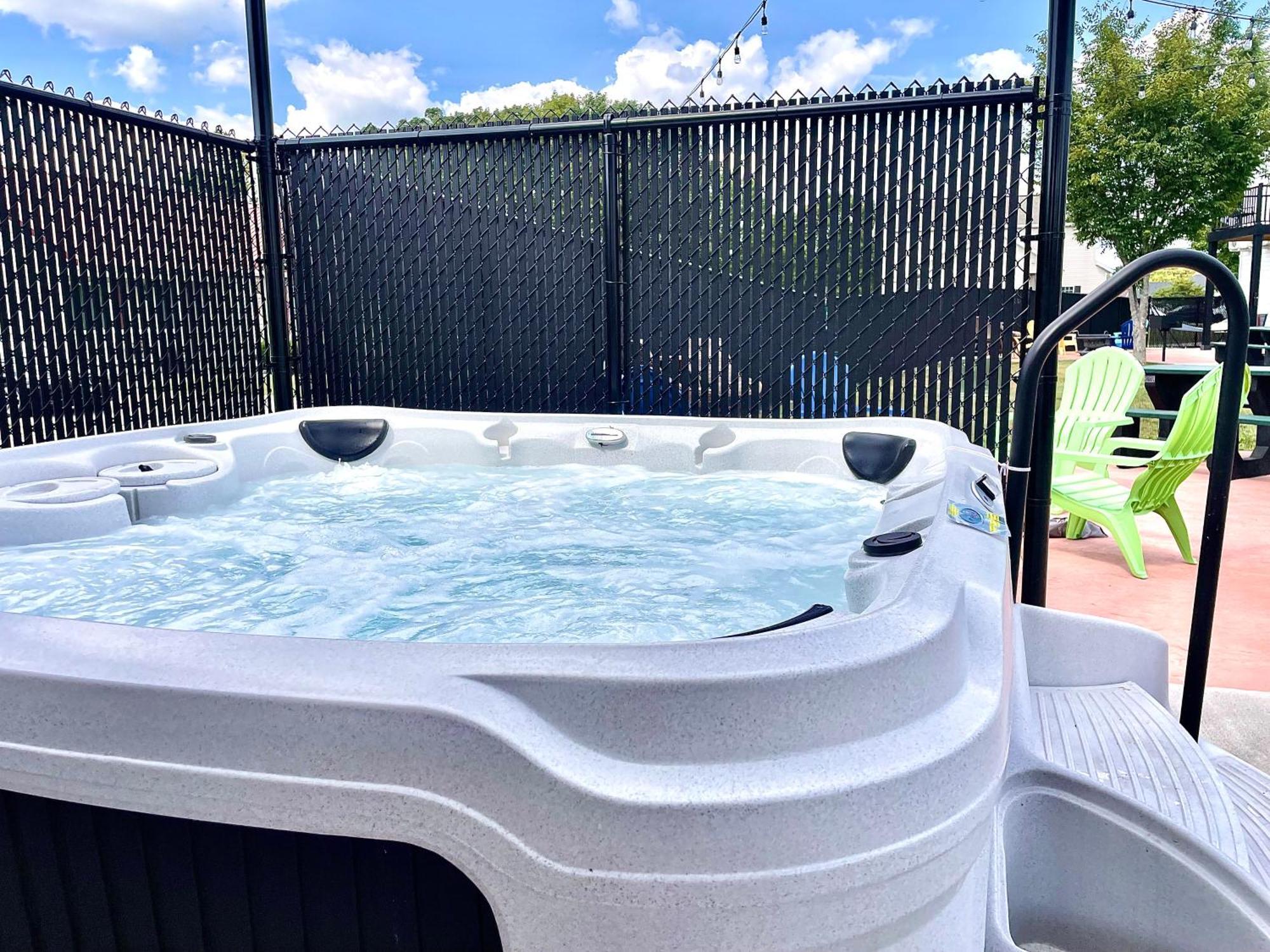 Tiny Home With Hot Tub Near Ft Leonard Wood! Waynesville 외부 사진